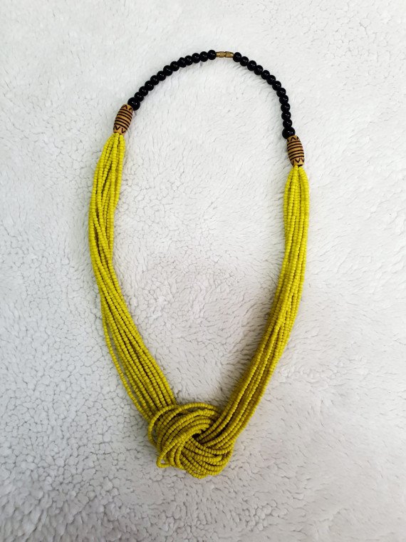 Collar Amarillo