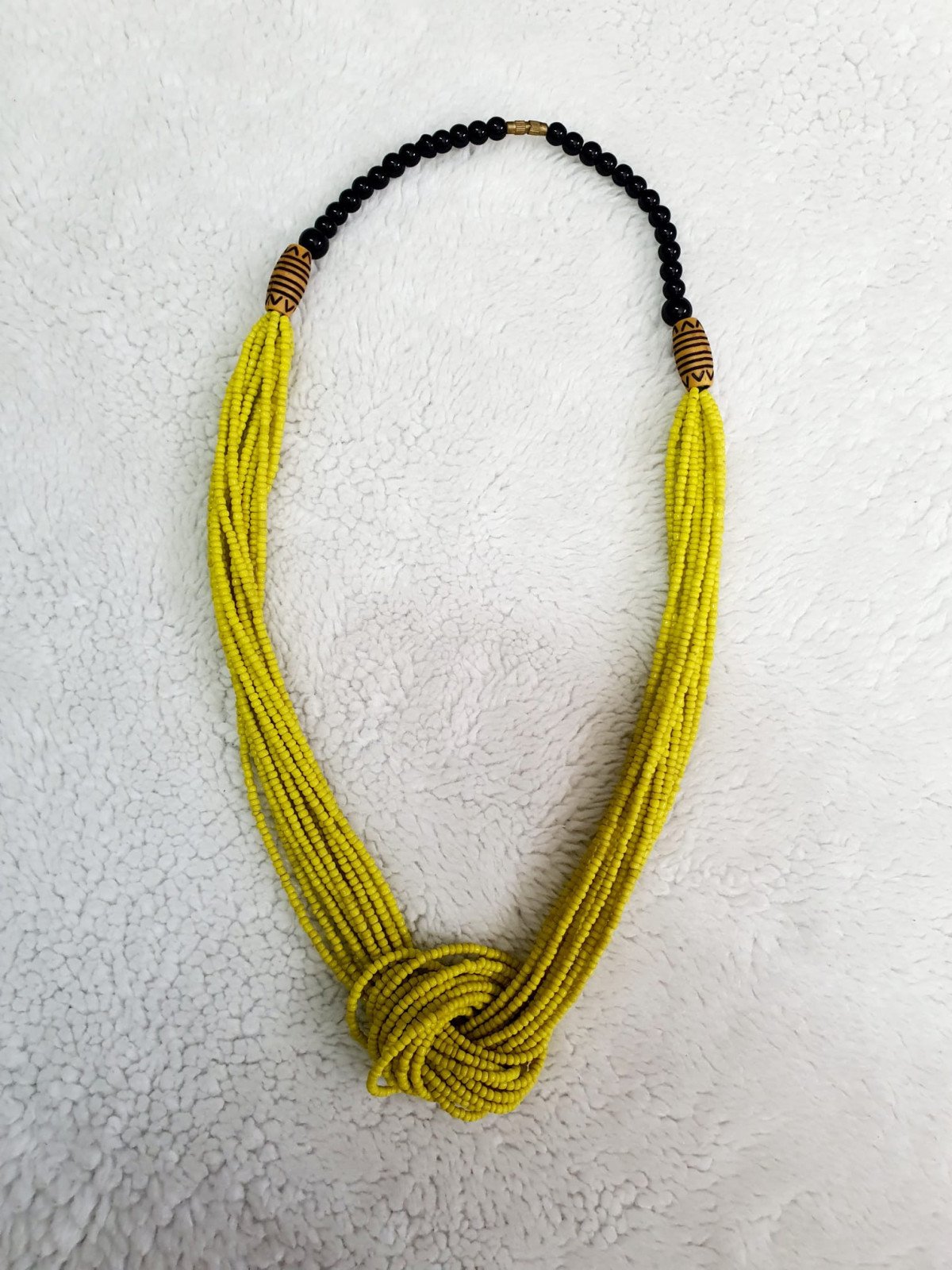 Collar Amarillo