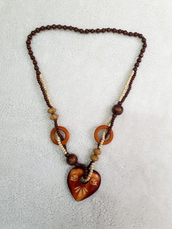 Collar Madera 2