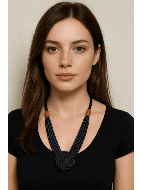 Collar negro